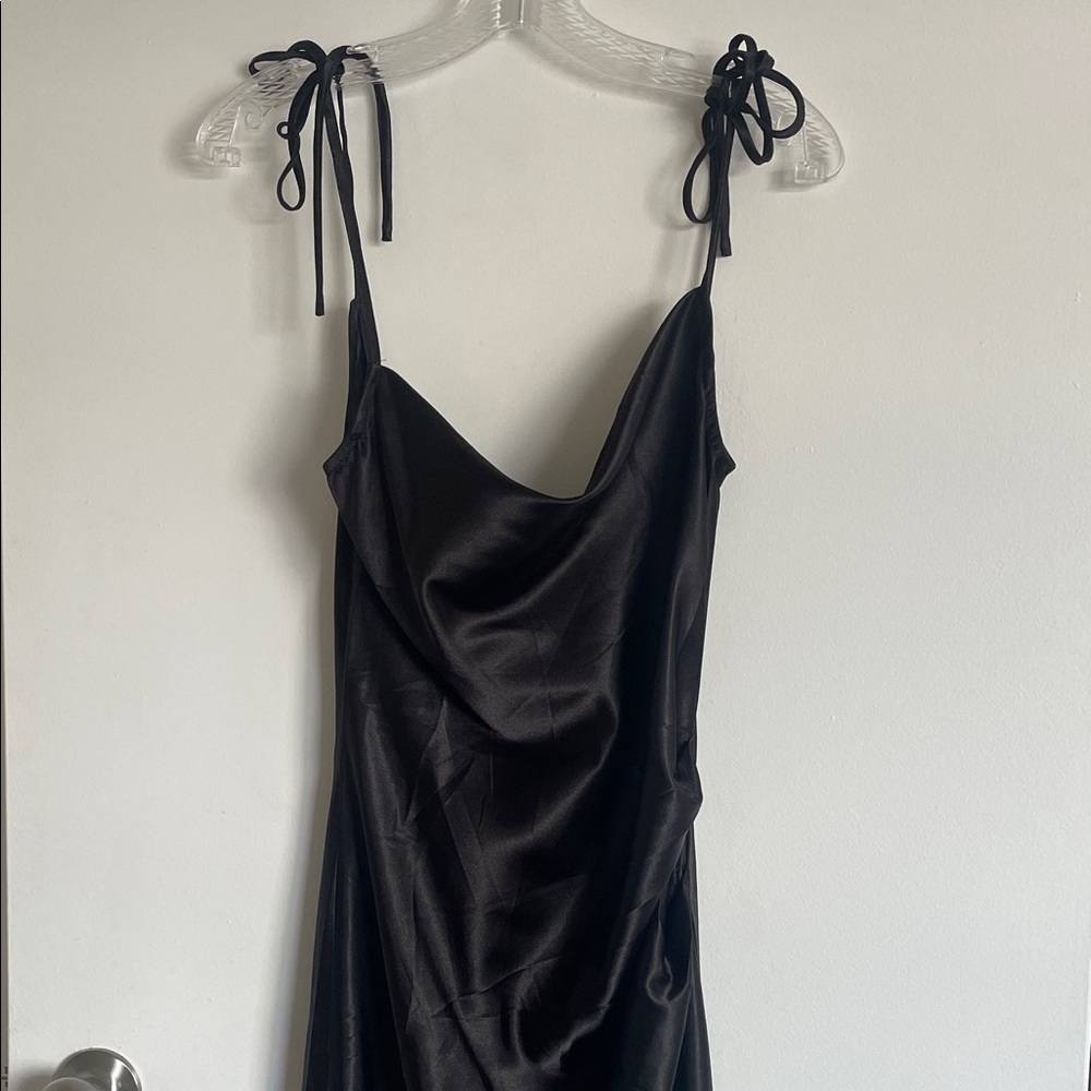 1862 Elyse Cowl Neck Midi Dress Black - Picture 3 of 3